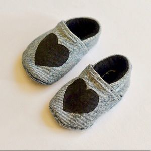 MOMK- Girls soft shoe booties